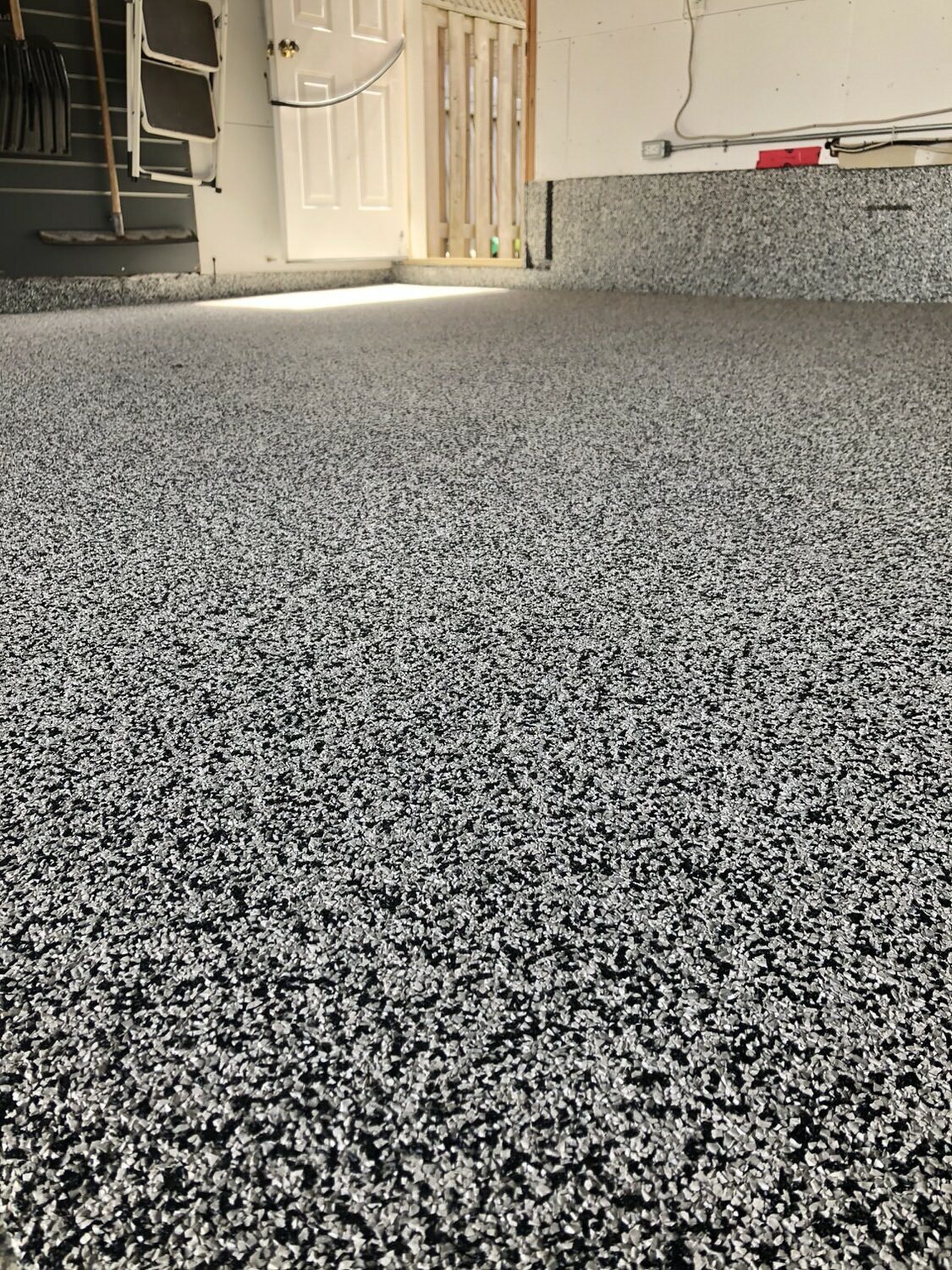 Rubber Surface Garage Floor - 02